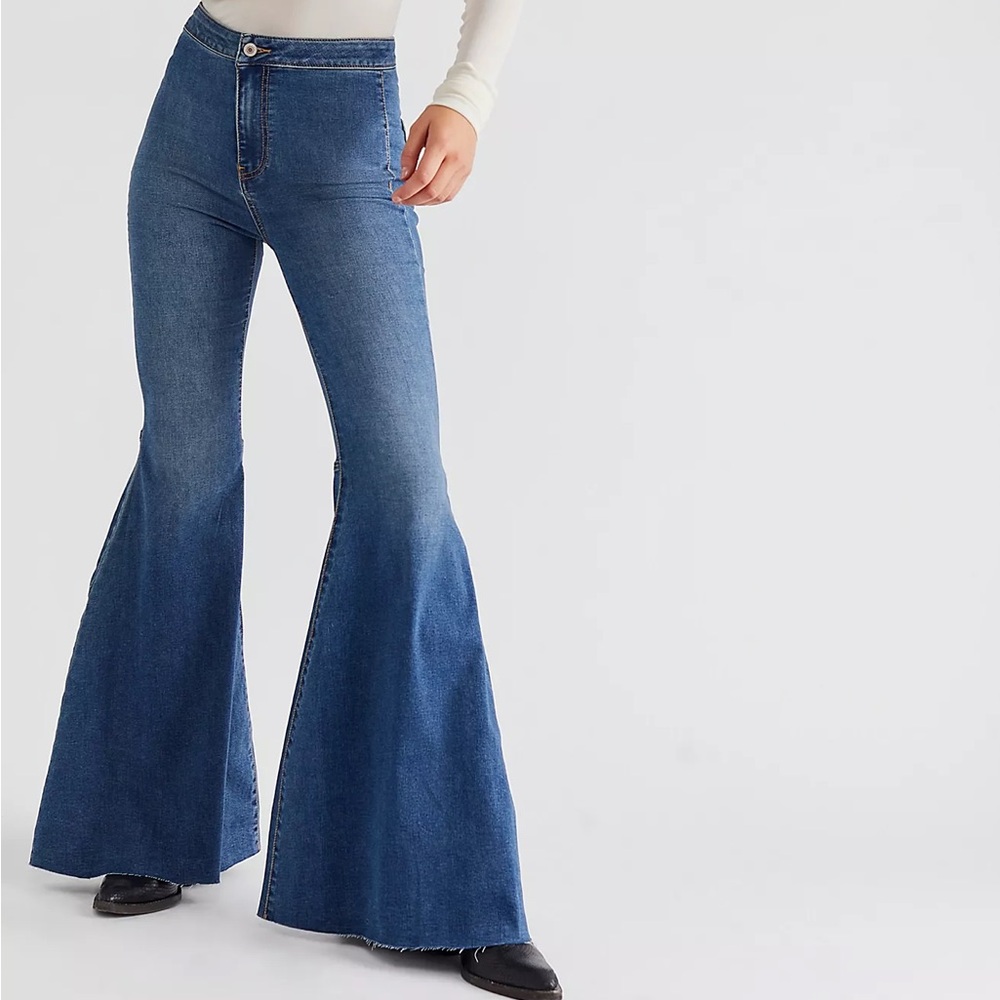 Free People Just Float On Jericho Blue Bell Bottom Flared High Rise Jeans Sz 27